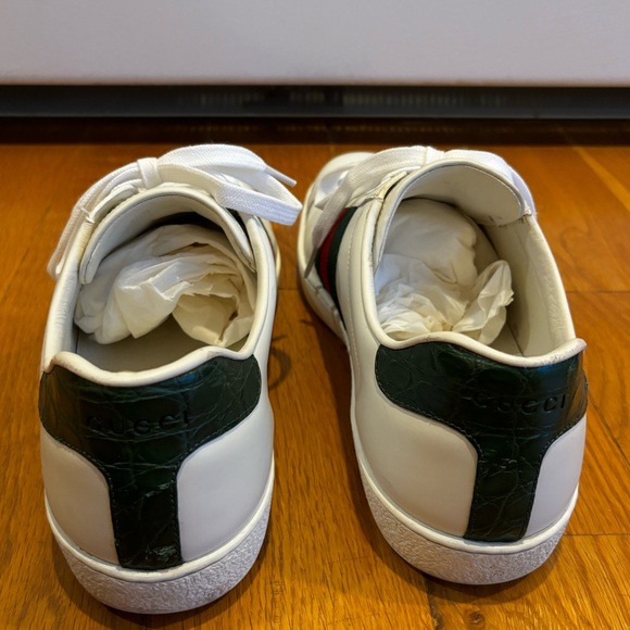 Men’s Gucci Ace Sneaker With Web Detail - Picture 5 of 8